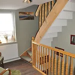 Victoria * Χάλμπερσταντ