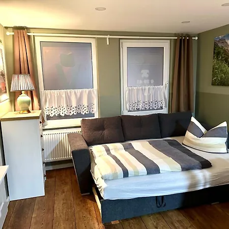 Victoria Halberstadt