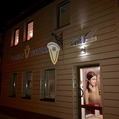 Victoria Halberstadt